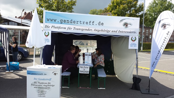 Gendertreff beim CSD Aurich 2014 007