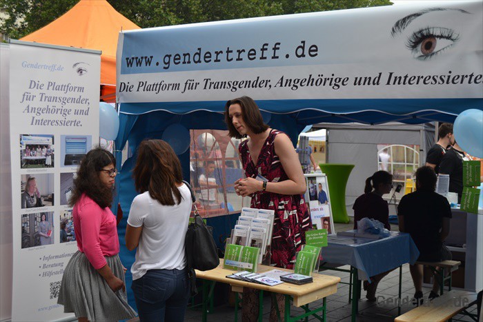 CSD Duisburg Gendertreff 2016-07 002