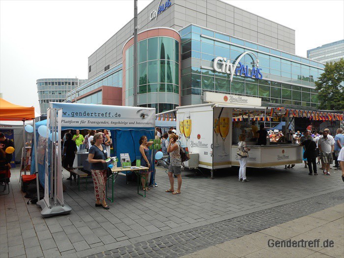 CSD Duisburg Gendertreff 2016-07 030