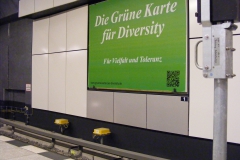 Grüne Karte für Diversity am Berliner Hauptbahnhof