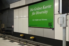 Grüne Karte für Diversity am Berliner Hauptbahnhof